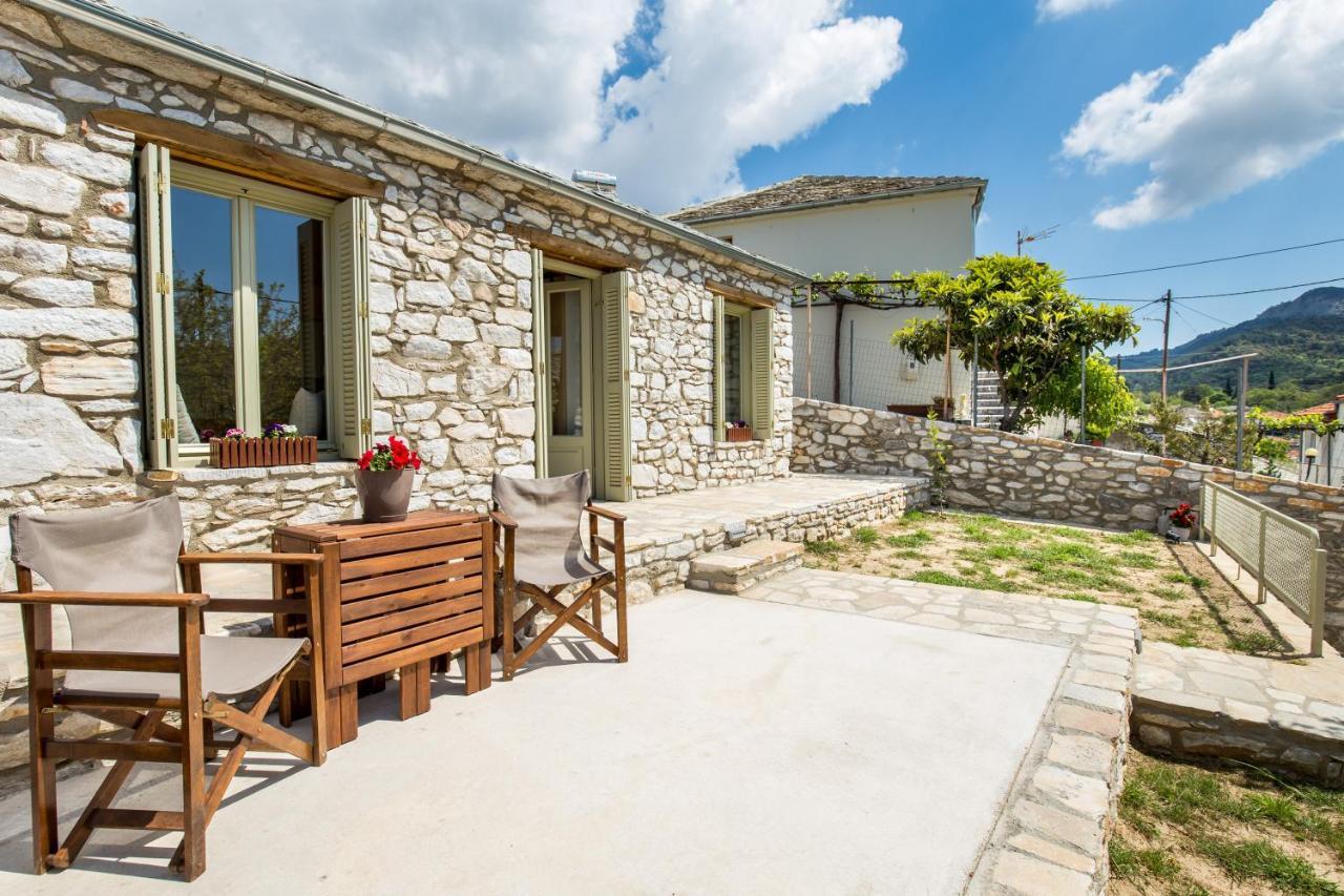 Ahirona Holiday home