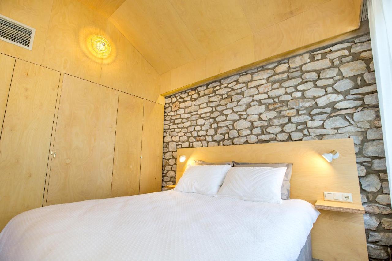 Ahirona Holiday home